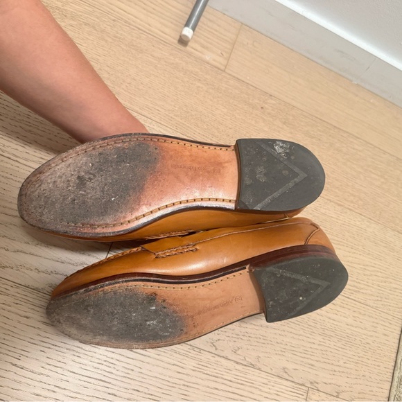 Allen Edmonds Cavanaugh Coffee Brown Penny Loafers - Picture 15 of 16